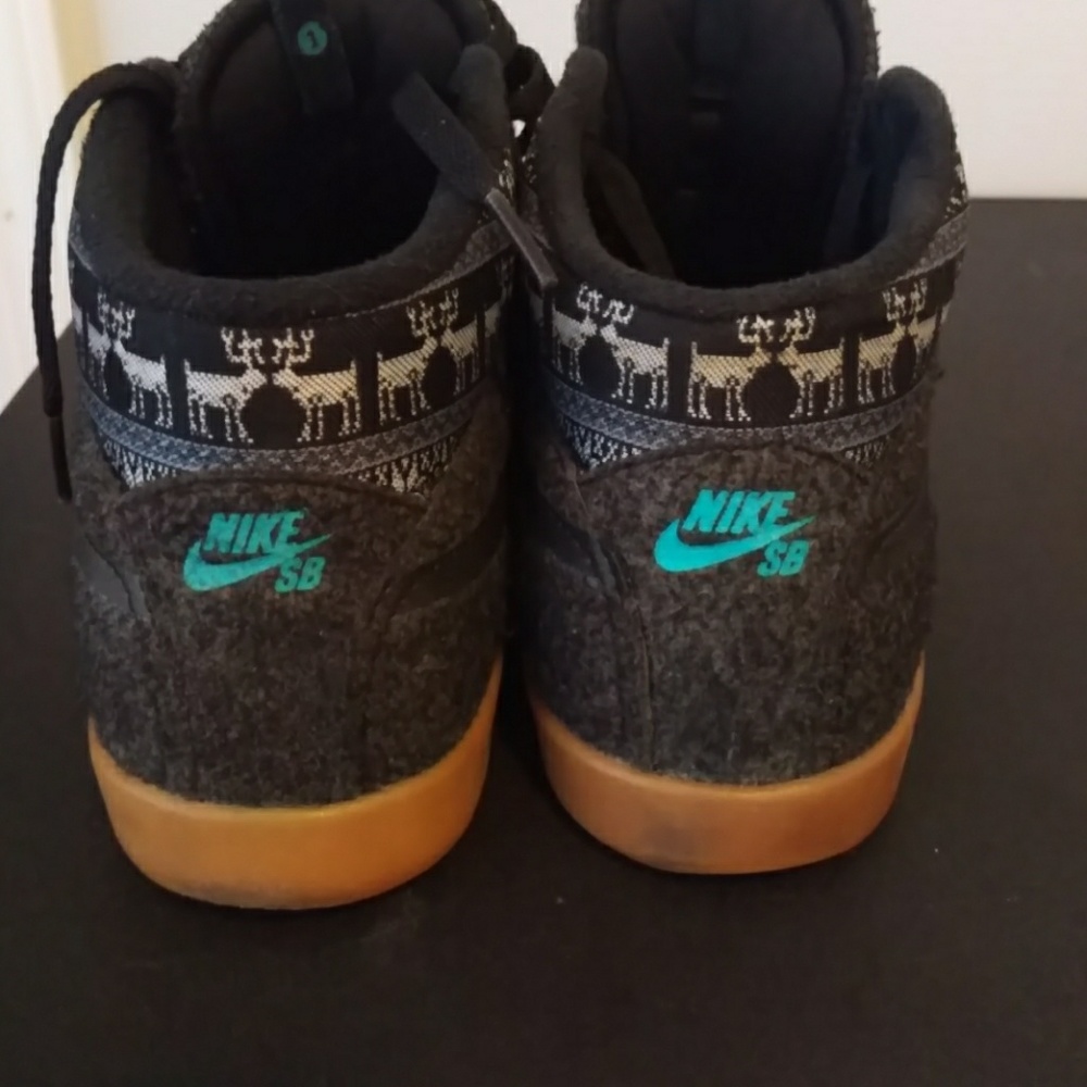 Nike SB mid top blazer - Picture 3 of 6